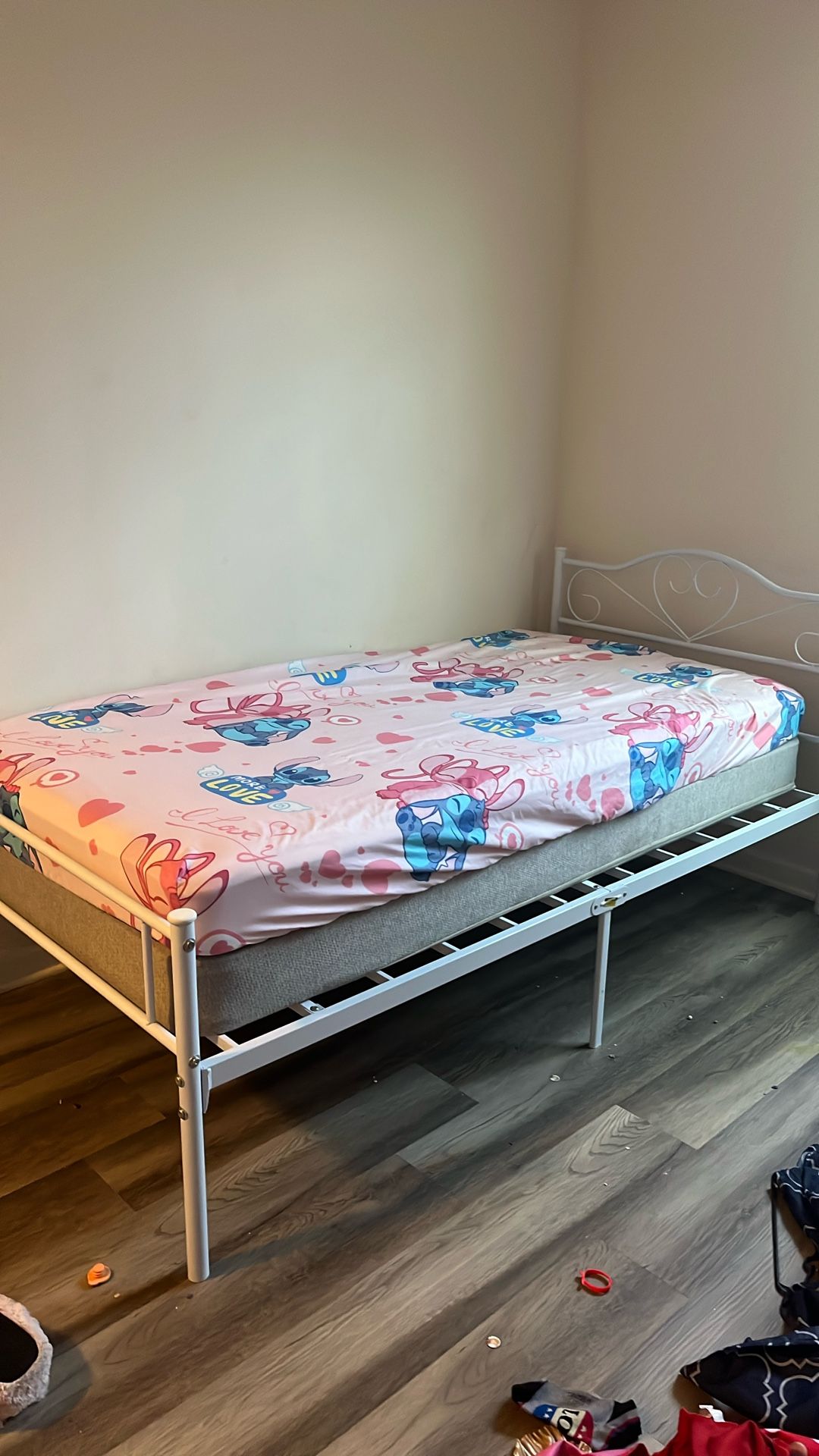 Twin Size Bed Frame And Box Springs