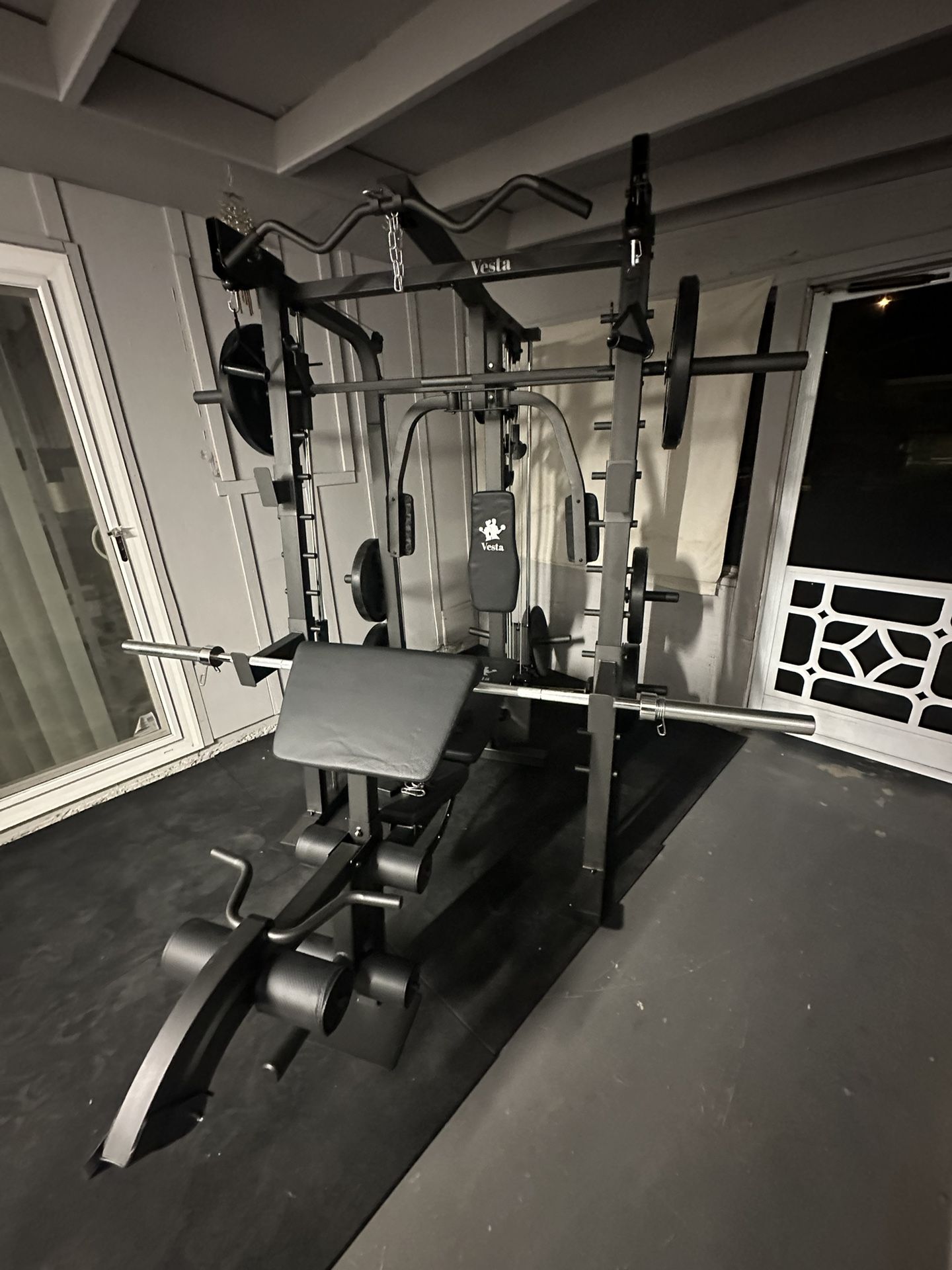 Vesta Fitness Smith Machine 2001 w/Bench Attachment | 230lb Bumpers Weights | 7ft Olympic Bar | Fitness | Gym Equipment | FREE DELIVERY 🚚 