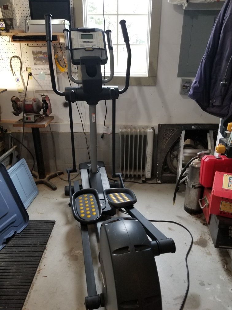 NordicTrack 990 AudioStrider Elliptical