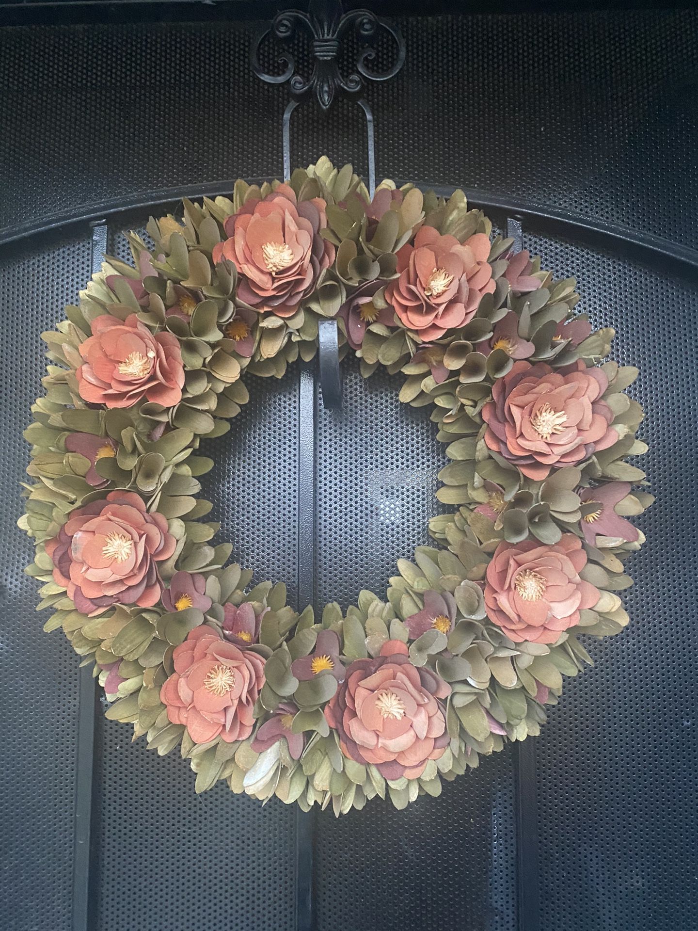 Wreath and container