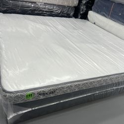 KING SIZE INTELLIBED “MIDNIGHT” MATTRESS & BOX SPRINGS BED SET