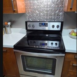 Whirlpool Electric Range Oven - 30"