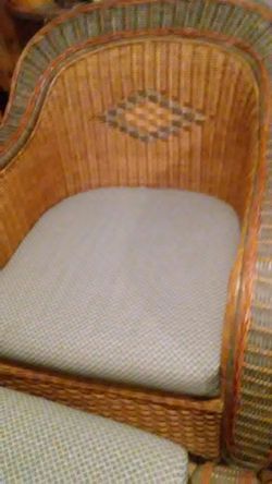 Vintage rattan chair and ottoman with cushions Thumbnail