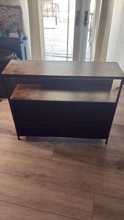 TV stand/dresser