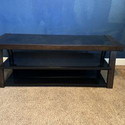 Entertainment Table 
