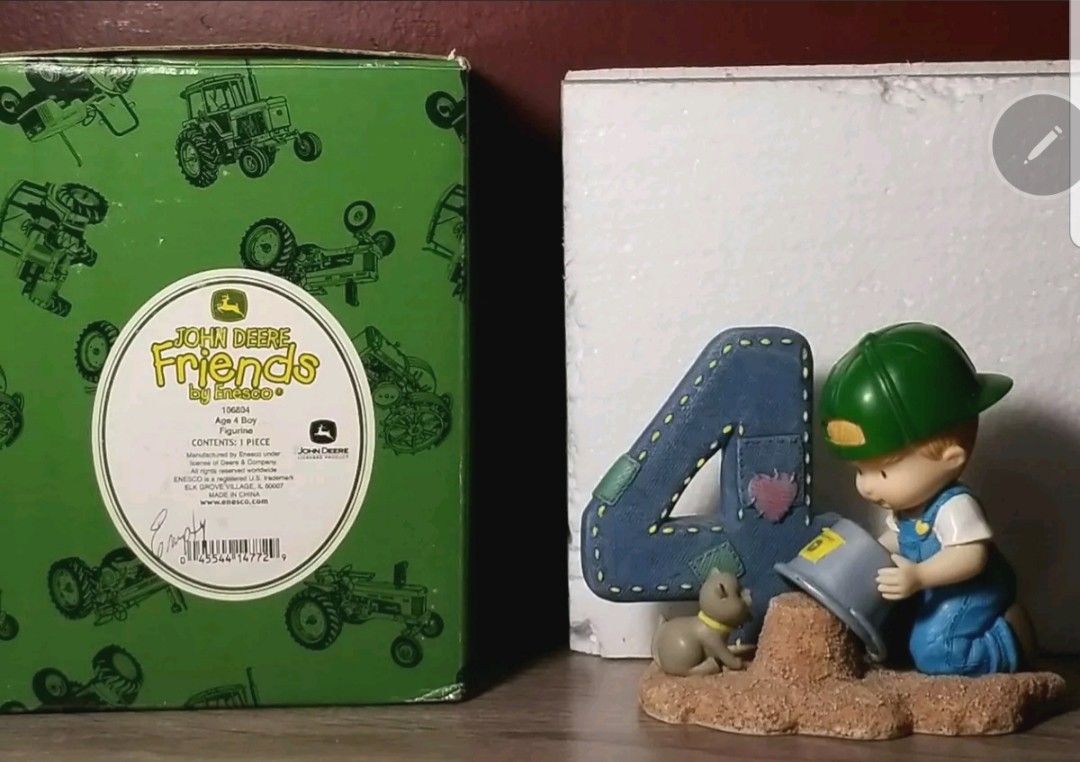 Enesco John Deere Friends Birthday Boy Age 4 Years Old Figurine NIB Retired