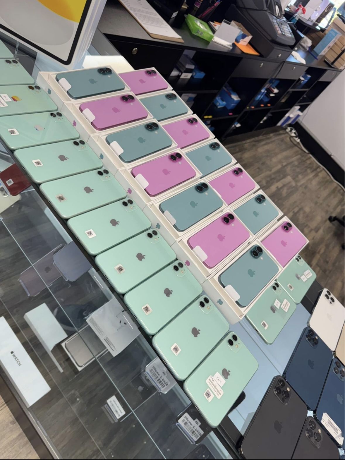 iPhone 11 Fully Unlocked 1 Year Warranty