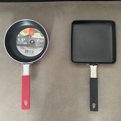 2 mini red pans