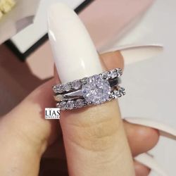 New 18k White Gold Wedding Ring Set 