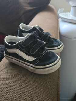 ​Vans Old Skool V Toddler Shoes - Black / White - Size 6C