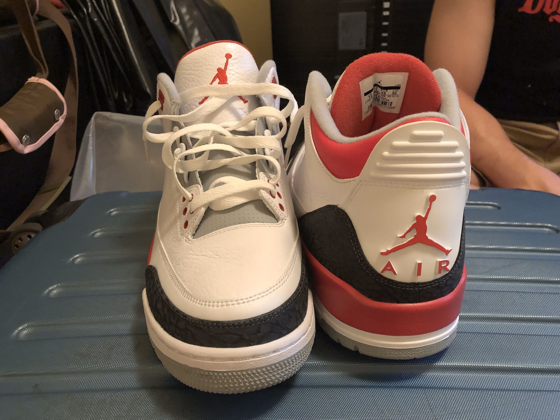 Jordan Retro 3 fire red Size 12