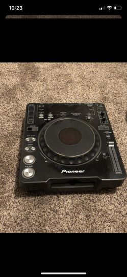 Pioneer CDJ 1000