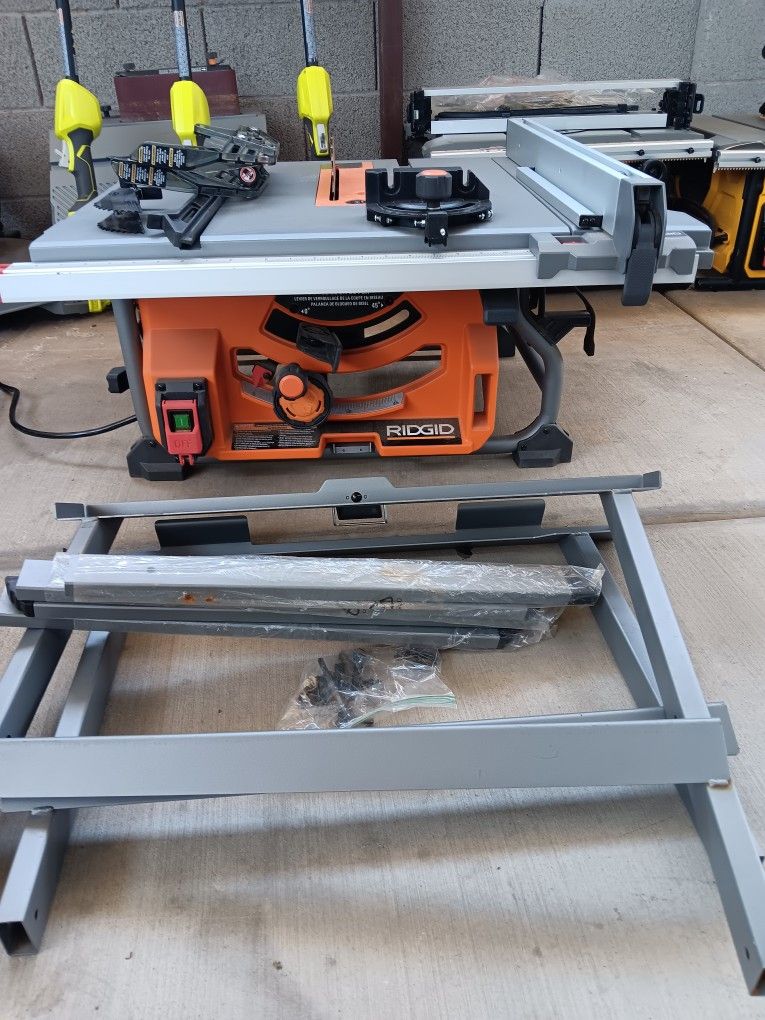 TABLE SAW RIDGID