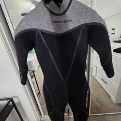 Wetsuit 7mm women scuba diving