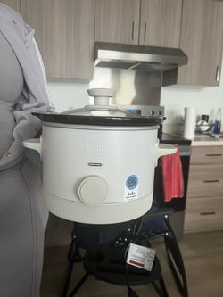 1.5 quart manual slow cooker, unused