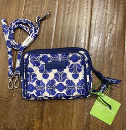 VERA BRADLY New with Tag Wristlet