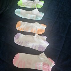 Socks Sz 9-11