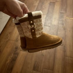 Baby MK boots