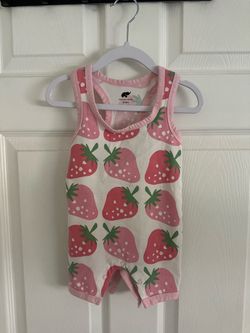 Monica + Andy Baby Strawberry Romper 6-9M