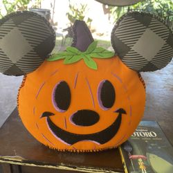 Mickey Mouse Face Pillow Pumking 
