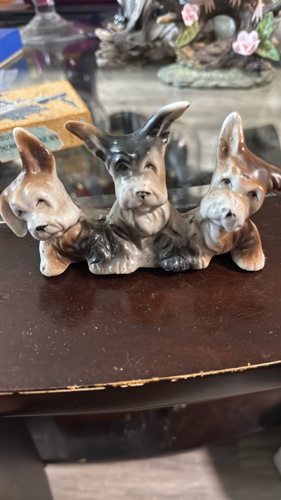 Adorable vintage Scotty Trio