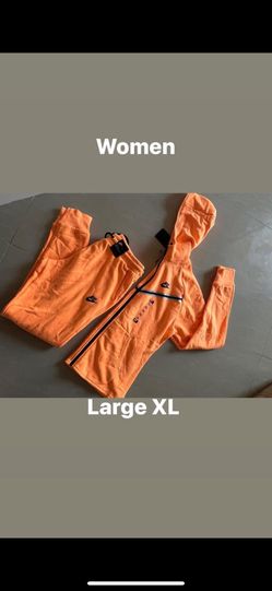 Women Large Nike Tech