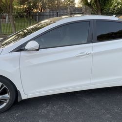 2013 Hyundai Elantra GLS/Limited
