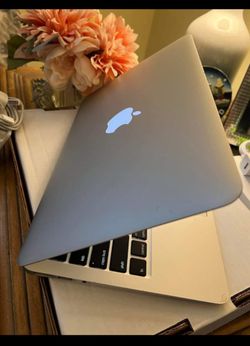 Macbook Air 13" Unlocked Working Fine 2011 4gb 64gb Ssd Os Sierra