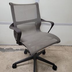 HERMAN MILLER SETU Office Computer Desk Ergonomic Chair Retail $800! 