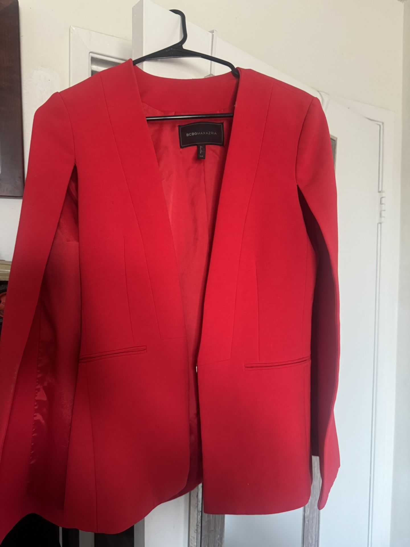 BCBG MAXAZRIA Blazer