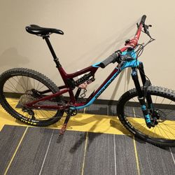 Rocky Mountain Altitude MTB