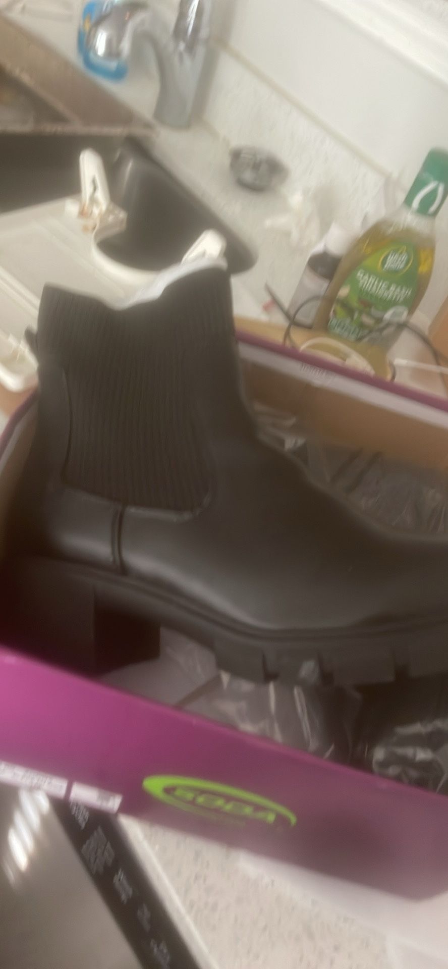 Women Black Boots