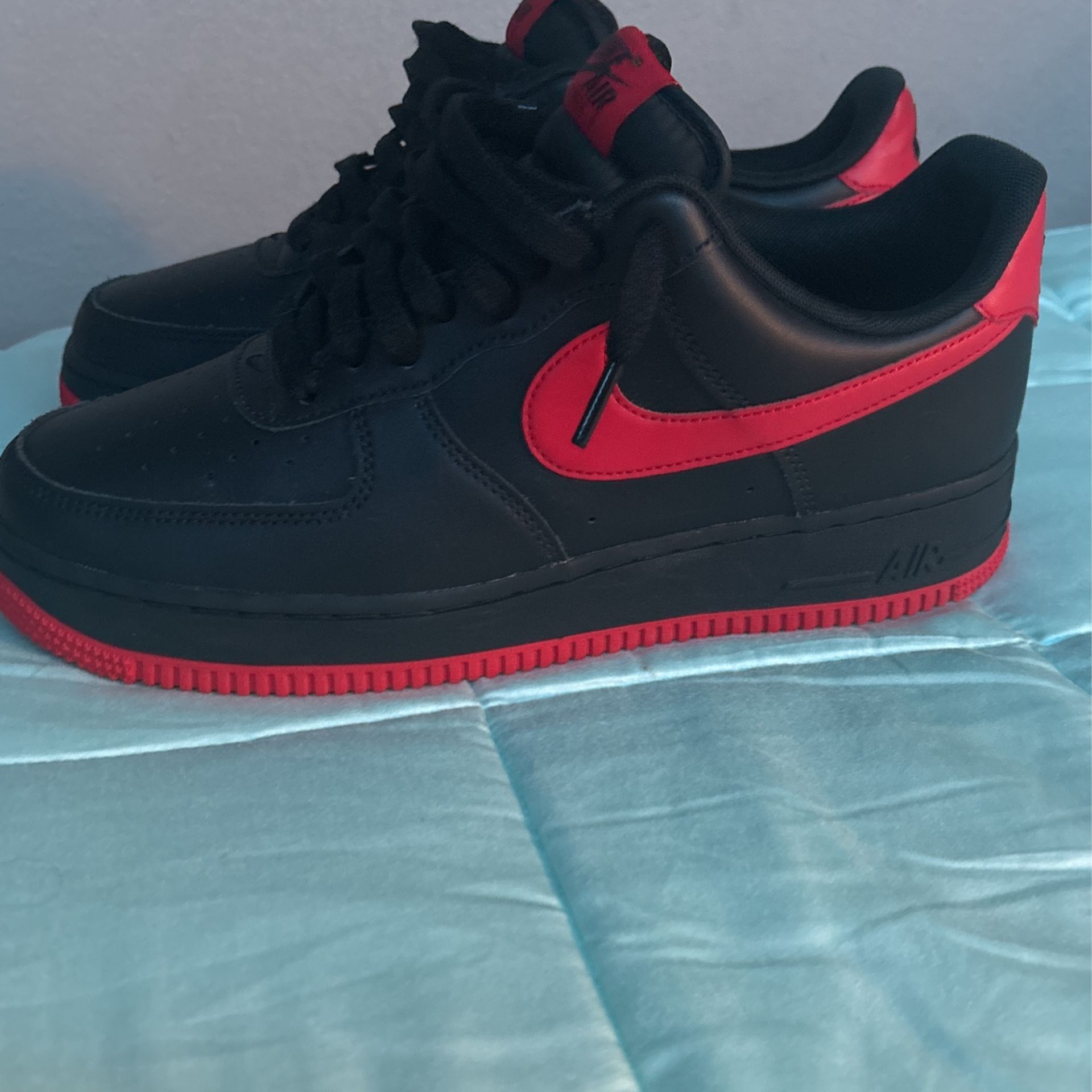Low Air Force 1 Bred