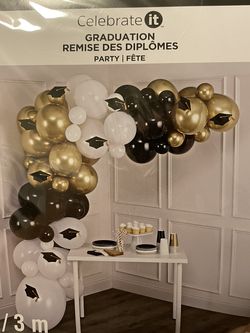 Graduation Garland