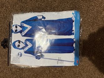 Alien costume