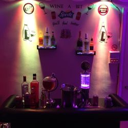 Retro Flame Leather Bar set/w Flame Stools