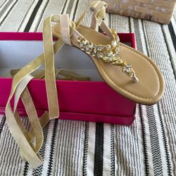 Women’s Tie Up Sandals