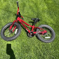 Bike Specialized 16”