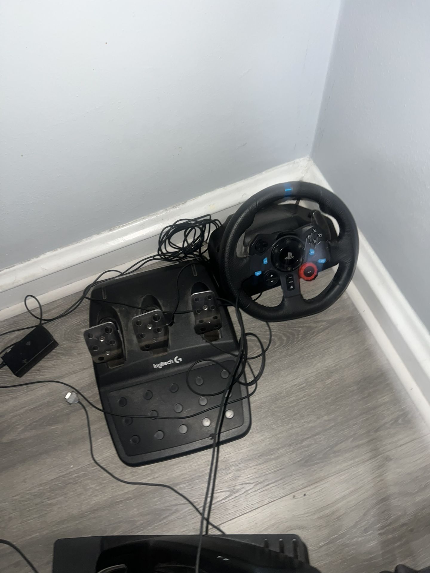 Logitech G29