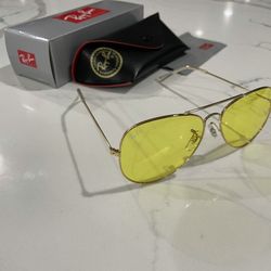 New Rayban Aviator Sunglasses