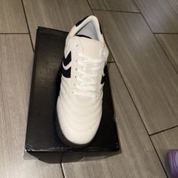 Men’s shoes