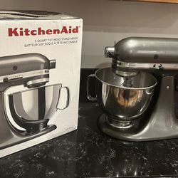 KitchenAid Artisan 5 Quart Mixer (Free Hand mixer Included)