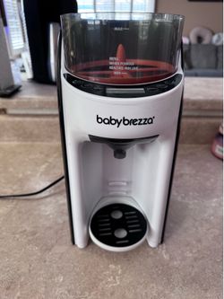 Baby breeza bottle maker