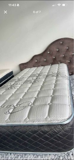 Twin mattress