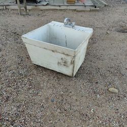 Large Utility Sink With Faucet