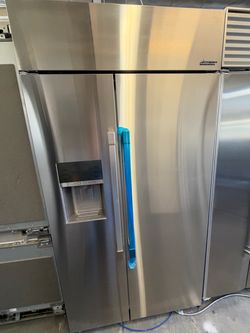 42” DACOR BUILT IN STAINLESS STEEL REFRIGERATOR