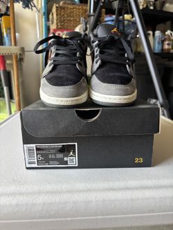 Air Jordan 1 Low SE (GS)