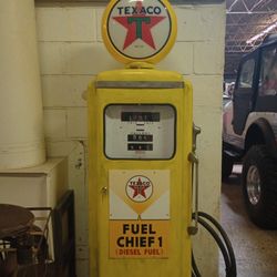 Tokheim Texaco Gas Pump