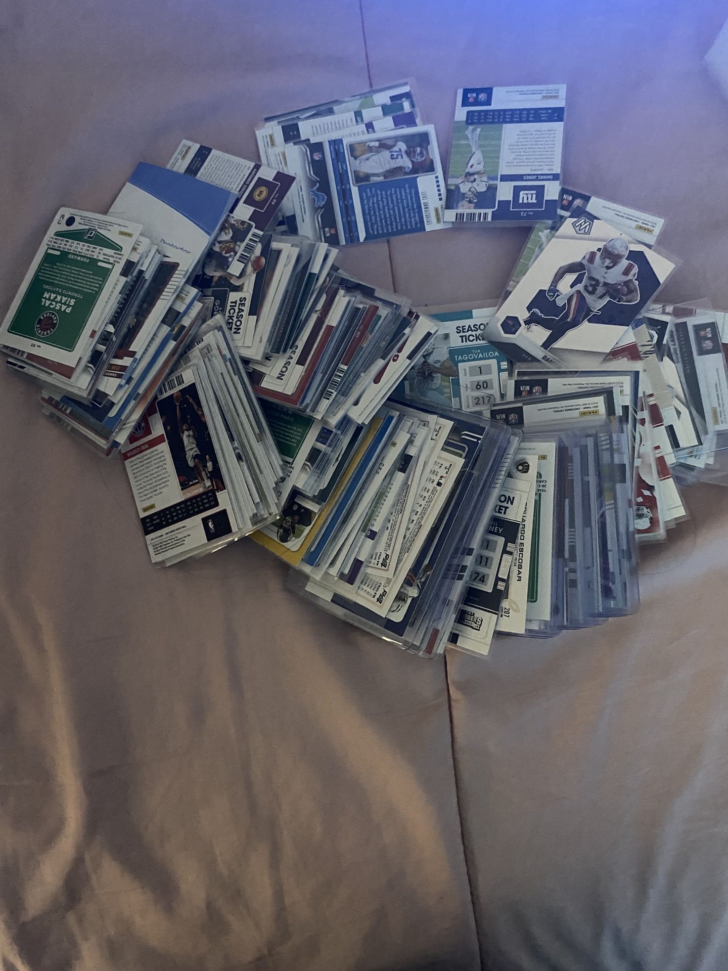 SPORTS CARDS LMK FOR OFFERS