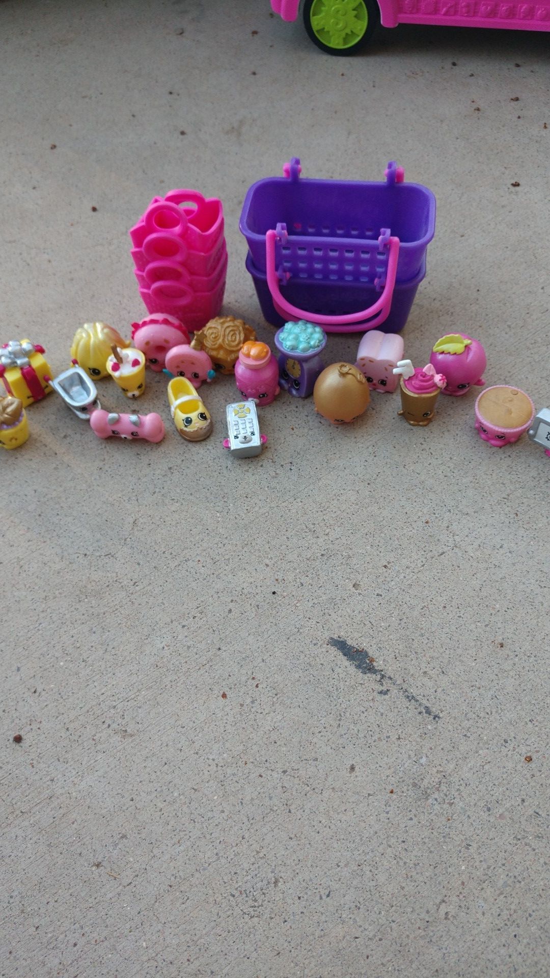 Shopkins season 3 matalic group